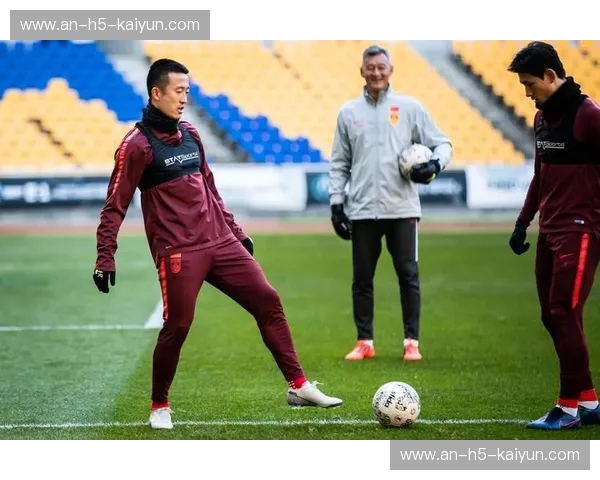 长沙雨夜的红色图腾：重温2017国足克韩之战，那一夜我们为何泪流满面？